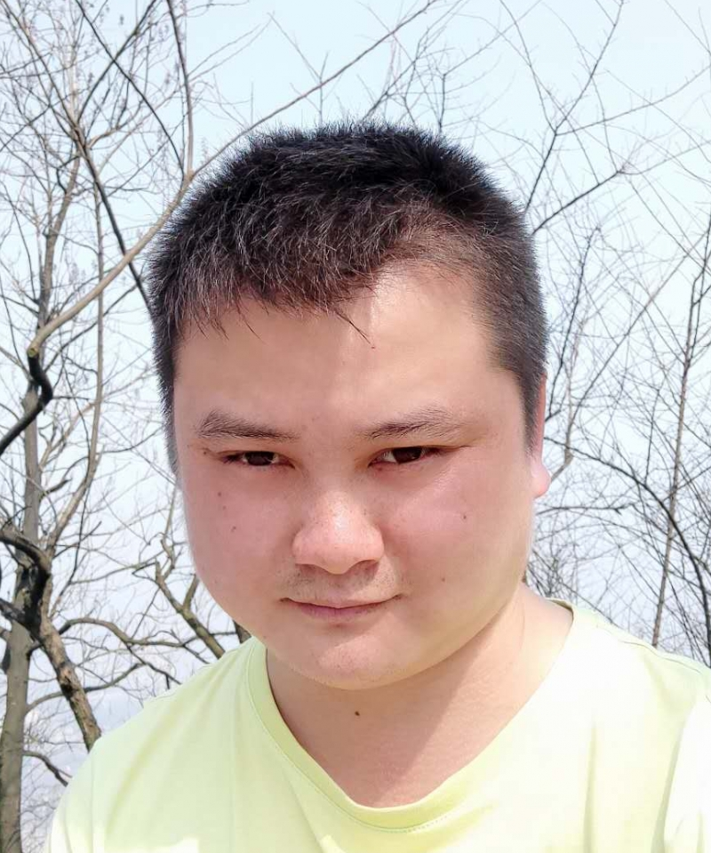 黄信文